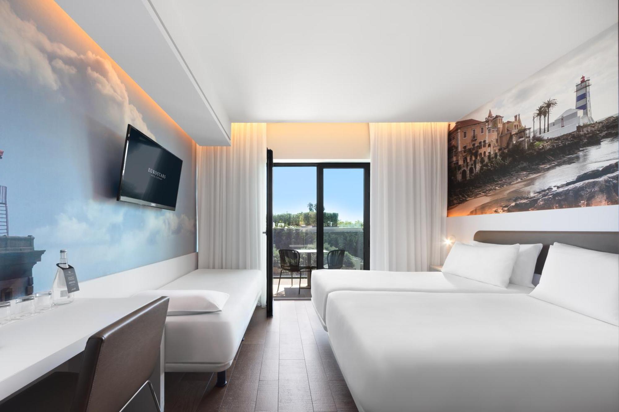 Chambre Triple avec Balcon - Vue sur Ville